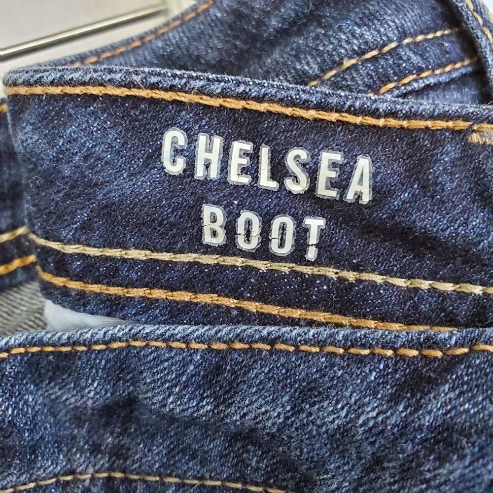 Aeropostale Chelsea Bootcut Blue Denim Jeans Women's Size 10 Short - Picture 9 of 10